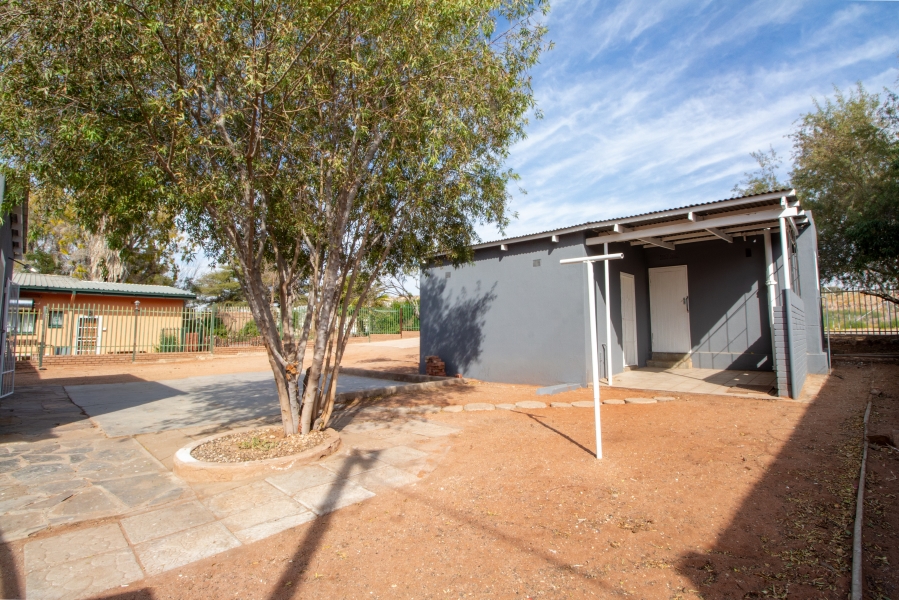 3 Bedroom Property for Sale in Die Rand Northern Cape